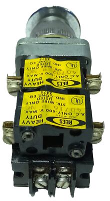 REES 600 V AC Red Illuminated Push-Pull Button