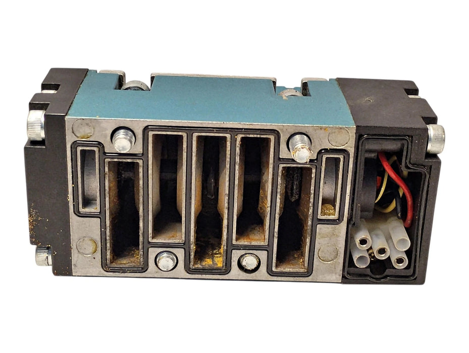 SMC MV-P2A-AADA-DM-DFFP-1DP 20-120 psi Solenoid Valve w/ 24 V DC Coil