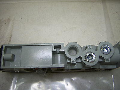 Lot of 3 Numatics Manifolds