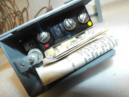 POWERS 134-1511 TEMPERATURE CONTROL