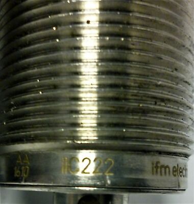 IFM EfectorEffector IIC222 Inductive Proximity Sensor
