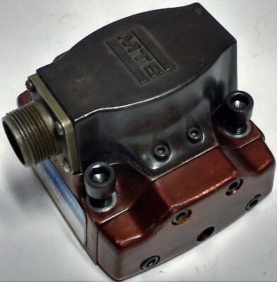 MOOG 760C264 Hydraulic Valve