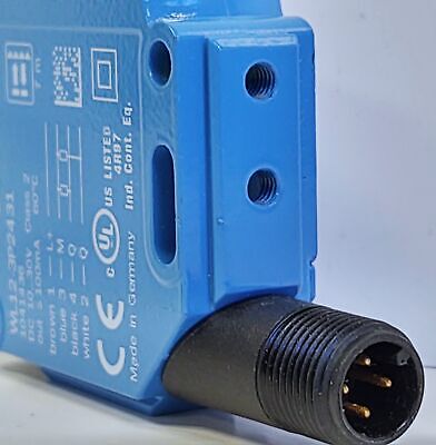 SICK WL12-3P2431 1041436 Retro-Reflective Photoelectric Proximity Sensor