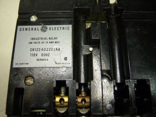 GE Pneumatic Relay 10A CR122A02202AA