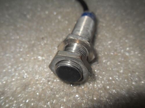 1 TELEMECANIQUE XS1M12MA230 INDUCTIVE PROXIMITY SENSOR