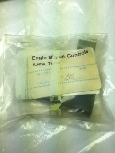 EAGLE SIGNAL DZ100-51 MOUNTING KIT