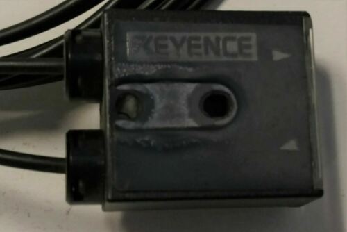 Keyence CZ-40 Distance Sensor