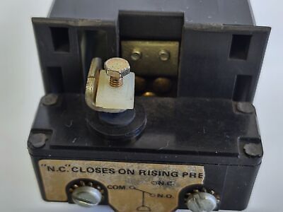 Square D 9012-GNO-5 Pressure Switch