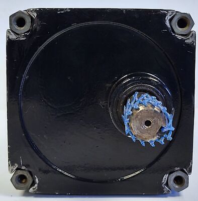 Bodine 32D5BEPM-W3 153KF2009 130 V 1 A 1/8 HP 84 RPM 27.9:1 DC Gearmotor