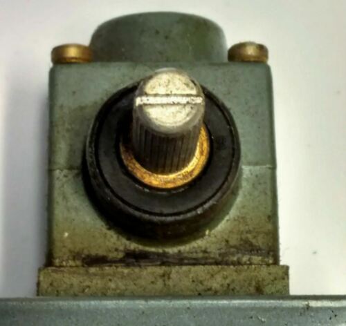 Allen-Bradley 802X-A4 Rotary Gear Limit Switch