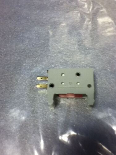 LOT OF 2 Bussmann 170H0069 SWITCHES