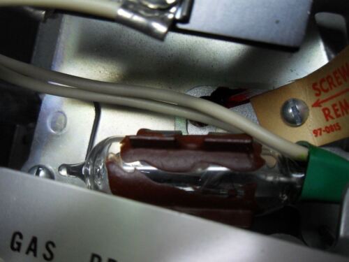 Honeywell C447B 1014 1 Gas Pressure Switch 0-100 PSI