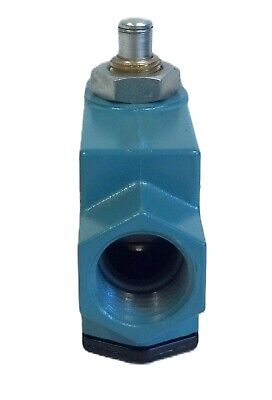 Honeywell Microswitch BZE6-2RQ Enclosed Limit Switch