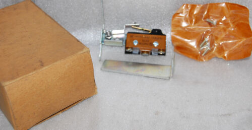 Honeywell MICRO SWITCH BE-IRV47-A42 133523 LIMIT SWITCH ASSEMBLY