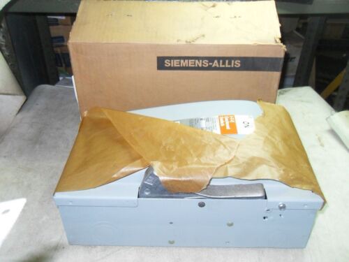 I-T-E Siemens F-322 240 V AC 60 A Type 1 Vacu-Break Enclosed Safety Switch