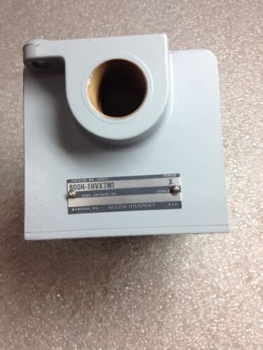 Allen-Bradley 8004-1HVXYM1 PUSH BUTTON STATION