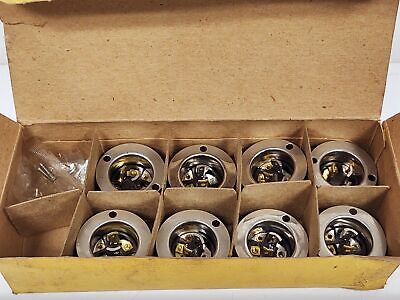 Hubbell 7467 125 V Midget 2 Pole 2 Wire Male Flush Polarized Motor Bases