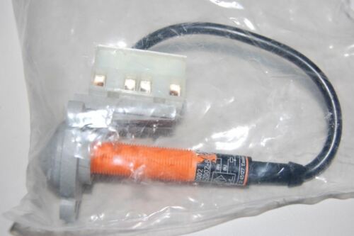 IFM Efector IFM Efector05-572-98 PROXIMITY SWITCH