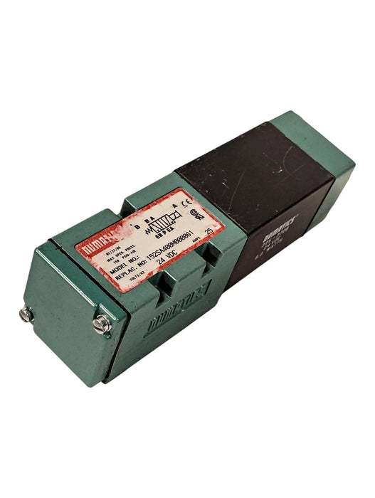 Numatics 152SA400M000061 Pneumatic Solenoid Valve w/ 24VDC Coil and 1/4 in Ports
