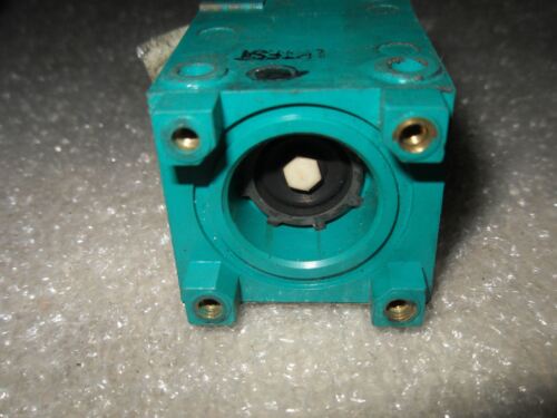 Allen-Bradley 802M-XJ9NF Ser B Limit Switch Body