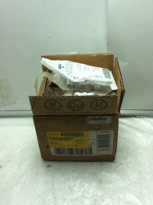 20 LEVITON 3ZK88 LAMPHOLDERS