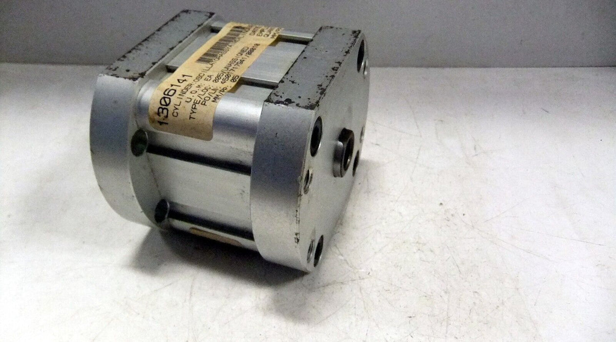 Numatics PH-413502-1 X0CM-0118B-AAA0 Cylinder Oscillator