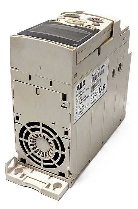 ABB ACS355-03U-08A8-4 380-480 V AC 8.8 A 5 HP Variable Frequency Drive