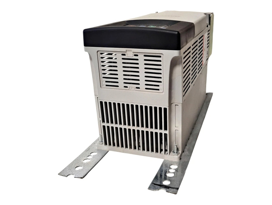 Allen-Bradley 22C-D6P0N103 Ser A FRN 5.03 480 V 2.2 kW 3 HP PowerFlex 400 Drive