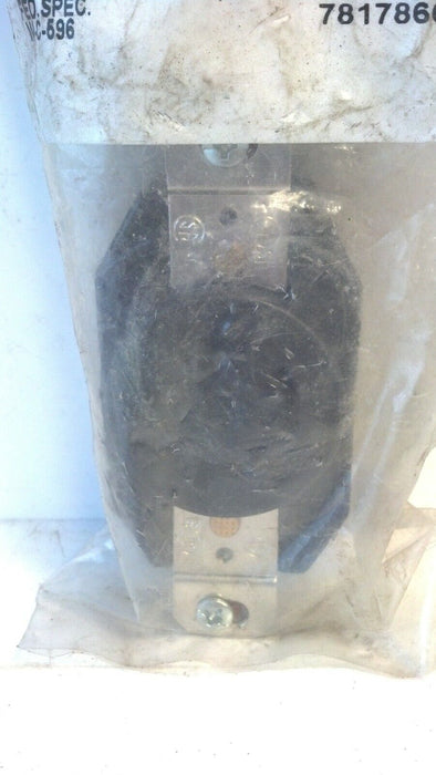 Bryant 71520FR 20 A 250 V AC NEMA L15-20 3P 4W Locking Flush Receptacle