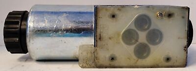 Bosch Rexroth R978017922 4WE6D6X/EG24N9K4/62 24 V DC Directional Valve