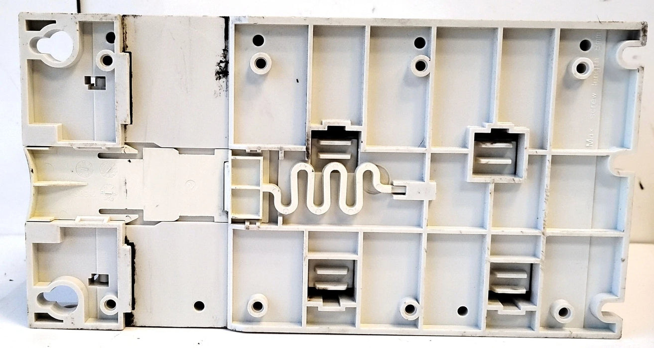 ABB ACS355-03U-17A6-2 200-240 V AC 4 kW 5 HP 17.6 A Variable Frequency Drive