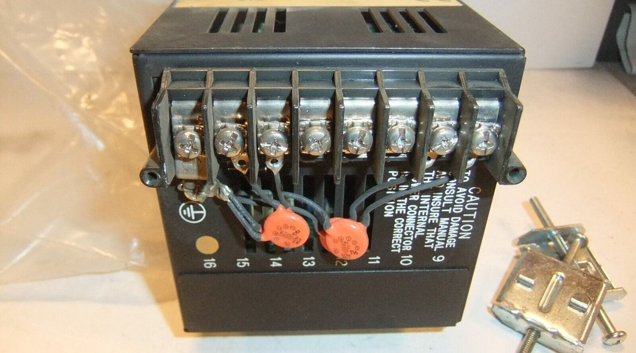 Honeywell UDC2000 MiniPro UDC200E-0-00A-100000-0
