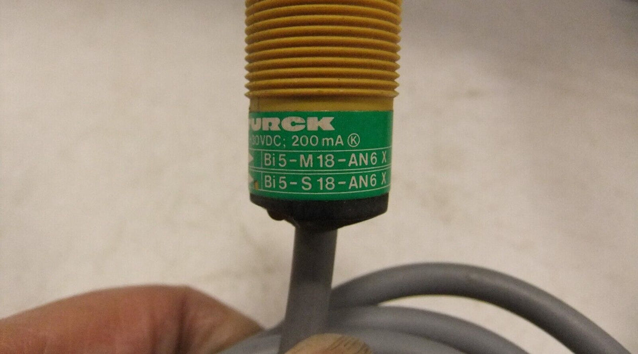 Turck Bi5-M18-AN6X B15-S18-AN6X Inductive Sensor