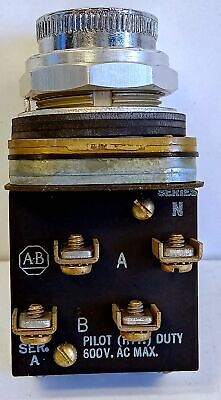 Allen-Bradley 800T-KD2B4 Black Flush Operator Momentary Pushbutton