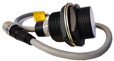Omron E2EQ-X10D1-M1GJ 12-24 V DC 0.3 m Cable Proximity Sensor