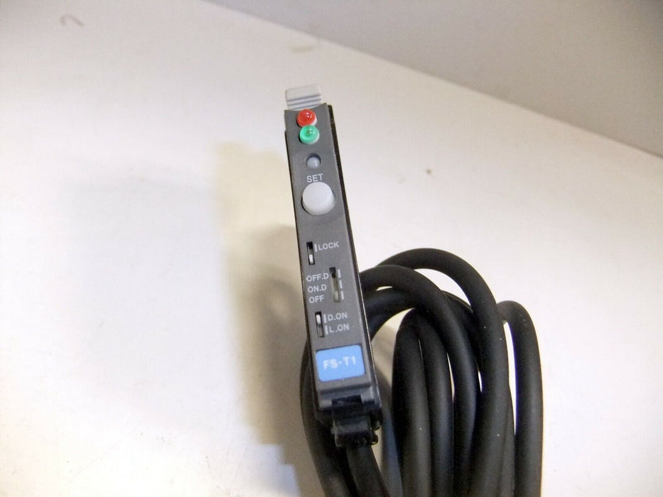 Keyence Photoelectric Amplifier FS-T1