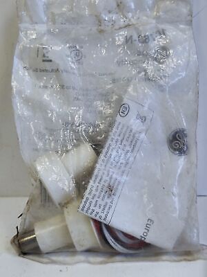 GE Security 1076D-N Magnetically Actuated Switch
