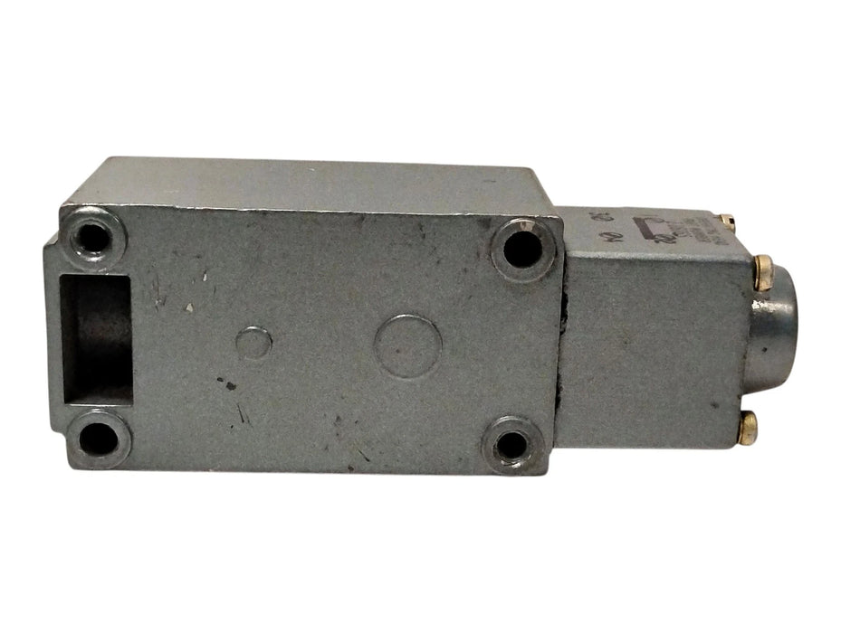 Allen-Bradley 802T-A Ser D 600 V AC 10 A Oiltight Rotary Gear Limit Switch