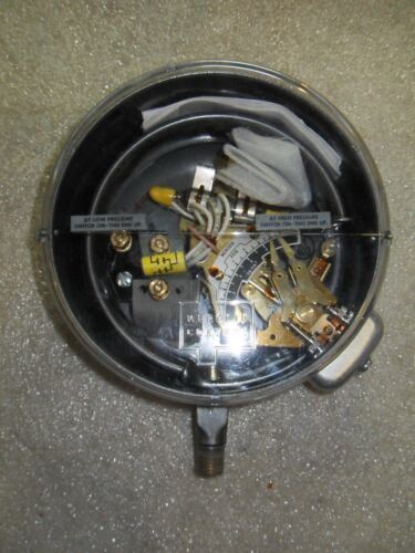 Mercoid Controls Daf-31-153-1 Pressure Switch