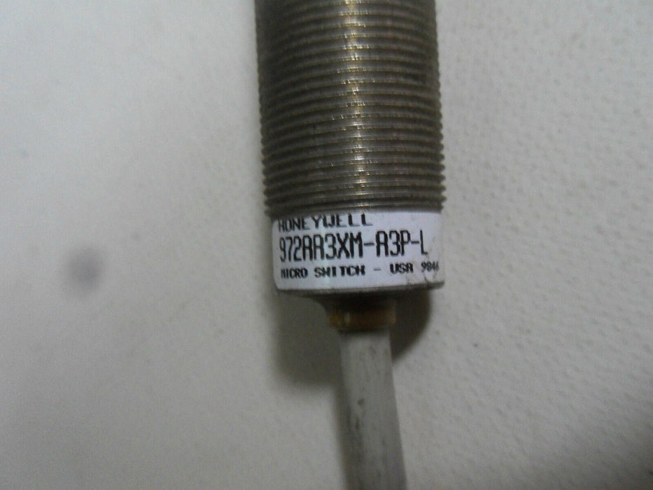 Honeywell 972AA3XM-A3P-L Proximity Switch