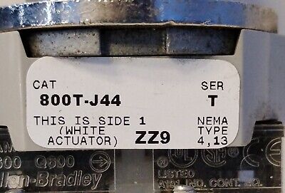 Allen-Bradley 800T-J44 3 Position Keyed Selector Switch w/ Key