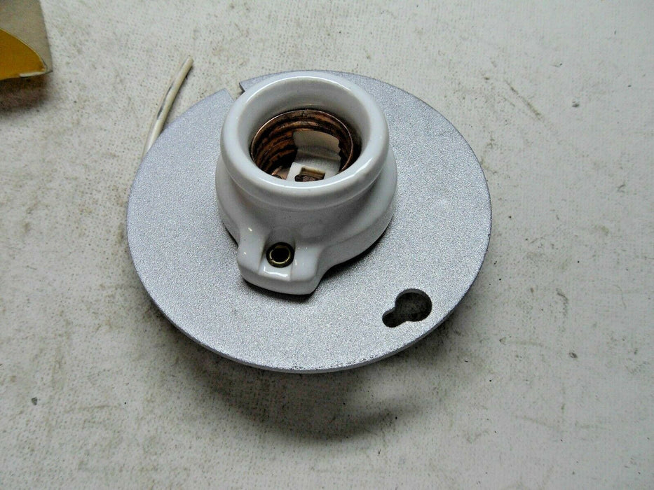 Hubbell 459 Incandescent Bulb Socket Medium Base