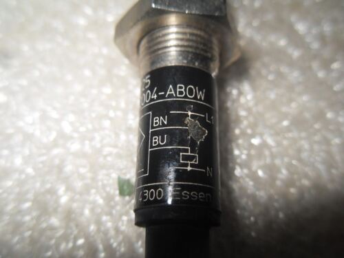 1 IFM EfectorIF0225 IFA2004-ABOW INDUCTIVE PROXIMITY SWITCH
