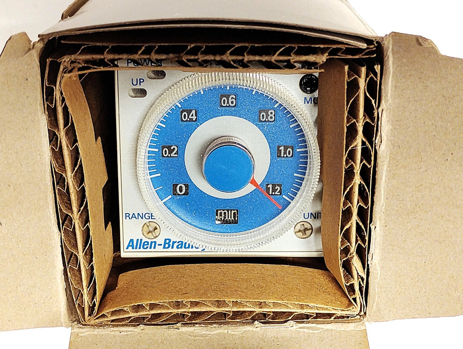 Allen-Bradley 700-HR52TA17 100-240VAC/100-125VDC 0.05s-300h Timing Relay