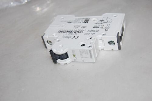 Siemens 5SY4110-8 CIRCUIT BREAKER
