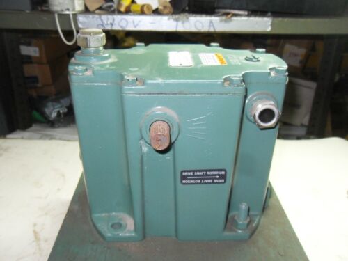 Woodward G8516-039 Governor