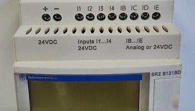 Schneider Electric SR2B121BD PLC Input & Output Module with Display (No Battery