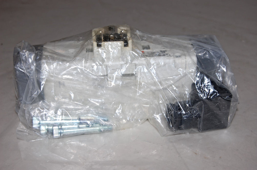 SMC VQ7-8-FHG-D-3ZR DOUBLE SOLENOID VALVE
