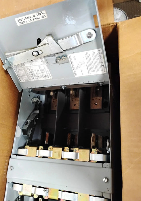 Siemens V7F3644 600 V AC 200-200 A 3 P Vacu-Break Double Branch Safety Switch
