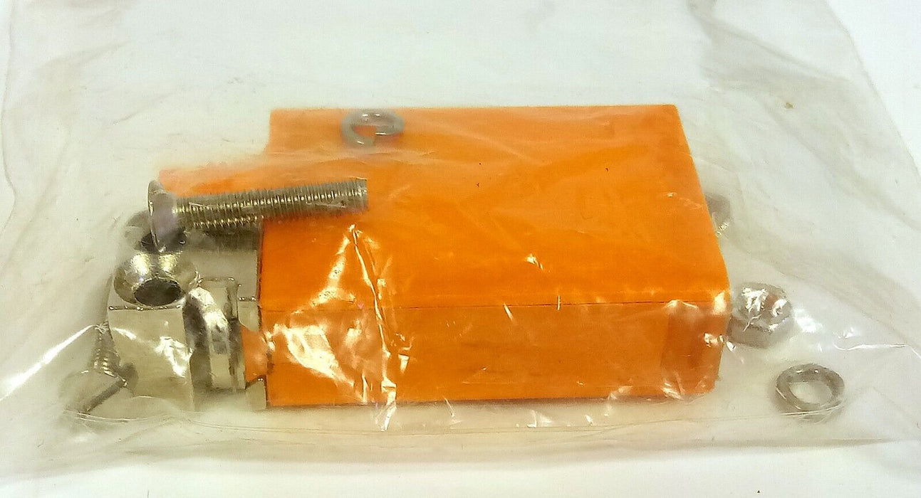 IFM Efector OJB-FPKG/FO/AS OJ5000 10-30 V DC Photoelectric Sensor